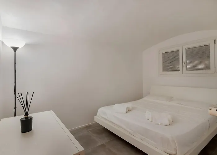 La Casina Di Camilla * Florence